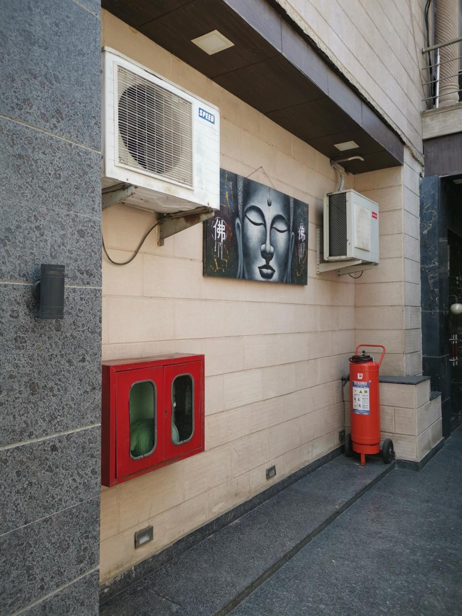 Hotel Pk Residency Νόιντα Εξωτερικό φωτογραφία